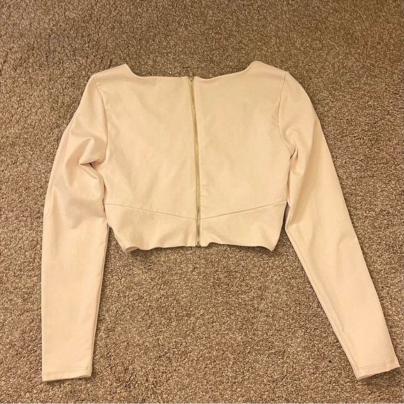 BEBE 3/4 Sleeve Wrap Crop Top - Picture 8 of 11